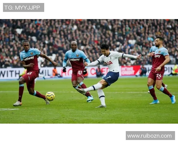 罗瑟汉姆联迎战西汉姆联精彩对决期待球迷热情助威 罗瑟汉姆联迎战西汉姆联精彩对决期待球迷热情助威