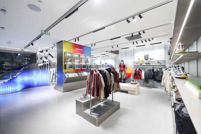 开云官网入口MAIA ACTIVE开首家瑜伽主题店、小红书跨界开咖啡店、宠物用品(图9)