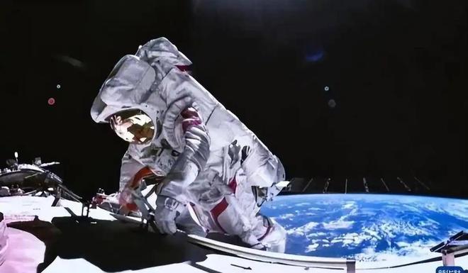 kaiyun中国网页版登录伤害！中国空间站曾屡次被撞真凶锁定神二十已照顾装甲庇护(图3)